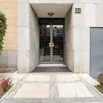 Elegante Bilocale In Zona Tortona